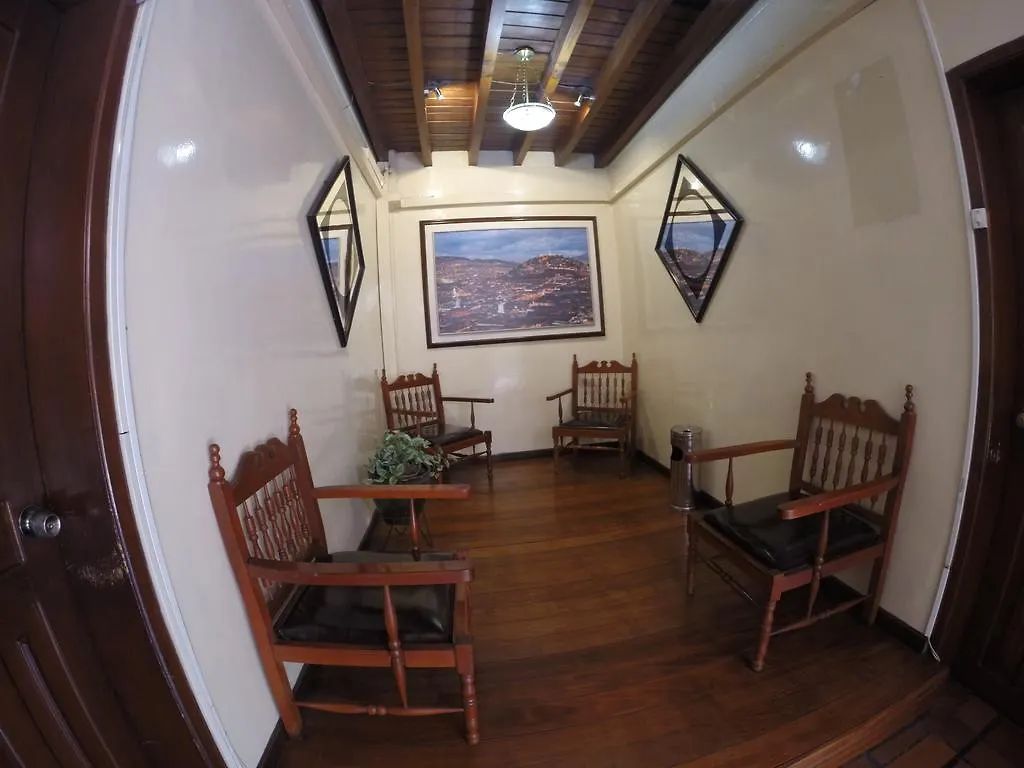 Hotel Viena Internacional Quito Ecuador