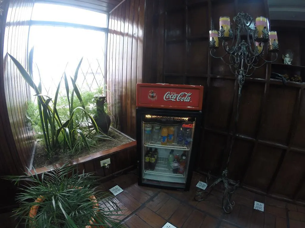 Hotel Viena Internacional キト エクアドル